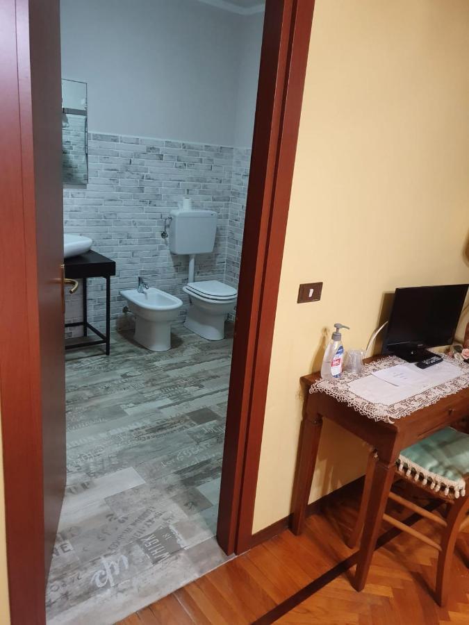 Villa Ferrari Oriella Solignano Nuovo Luaran gambar